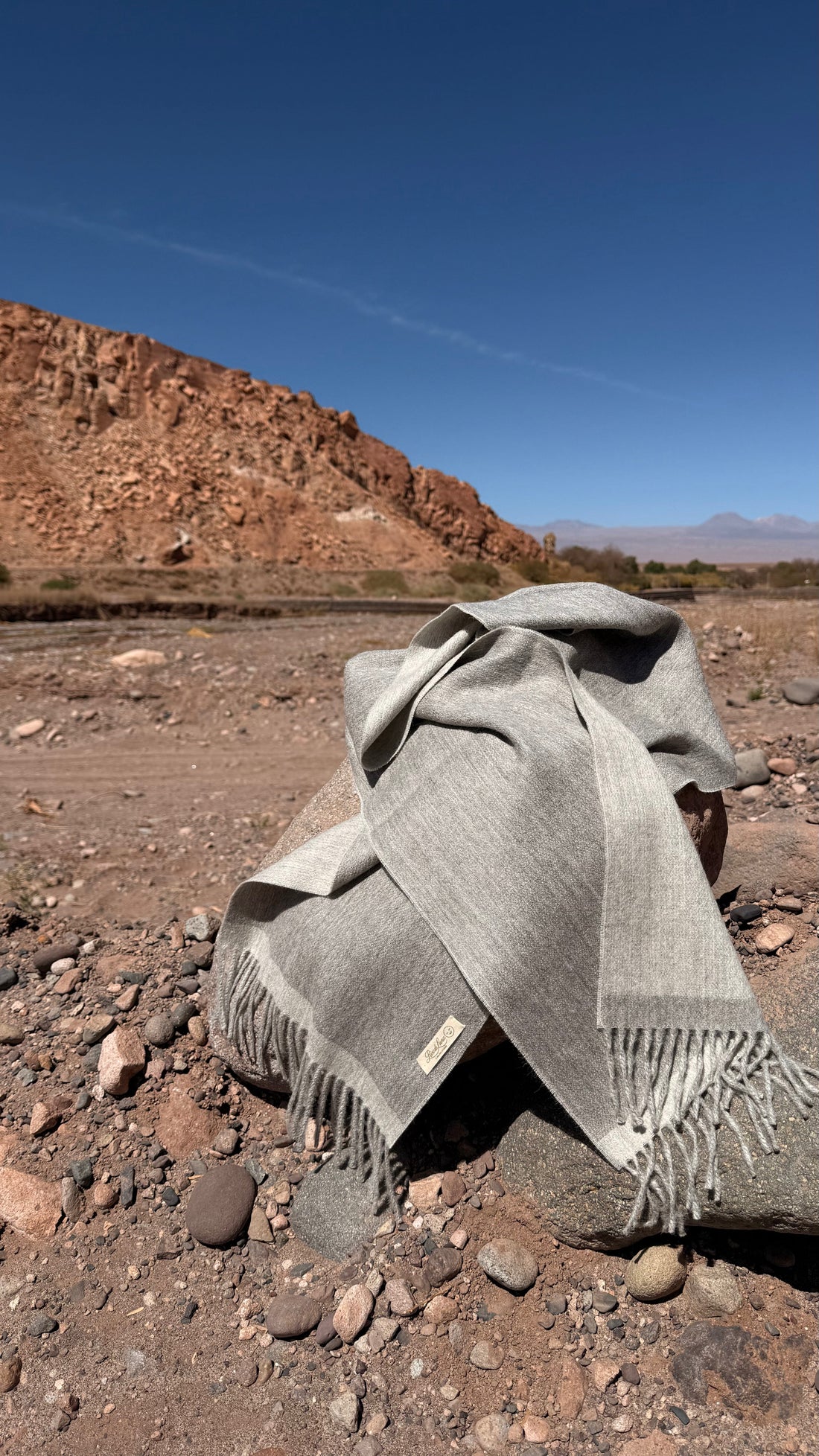 🌙 ¿Sabías que la suavidad de la baby alpaca tiene una explicación única?