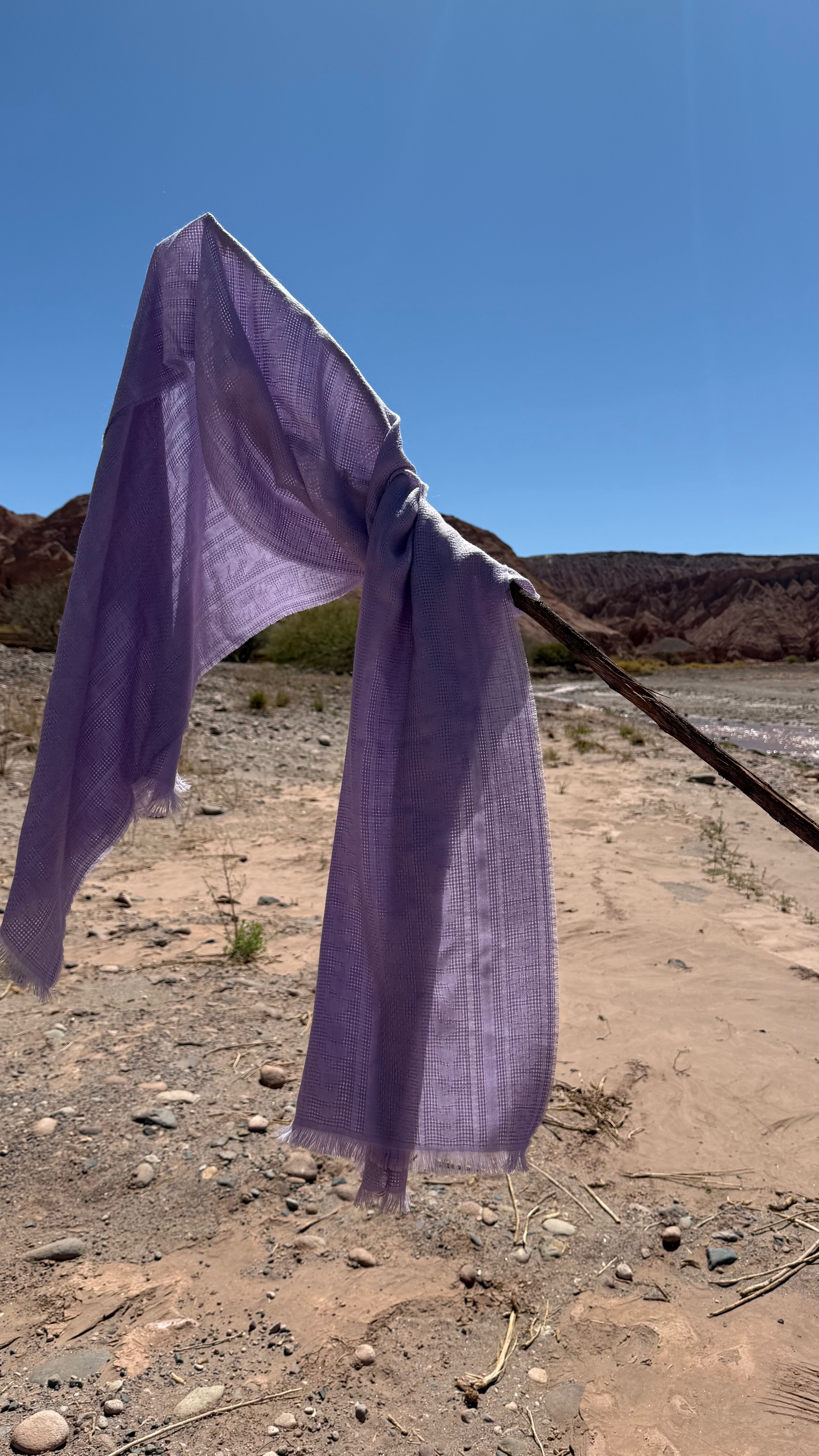 Estola Universo Riso di Luna lavanda en baby alpaca y seda natural